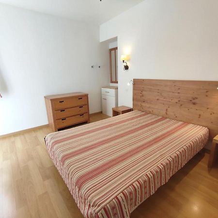 Pat 83, T2, Centre Luchon, Wifi, Casier A Skis, 4 Personnes Bagnères-de-Luchon Buitenkant foto
