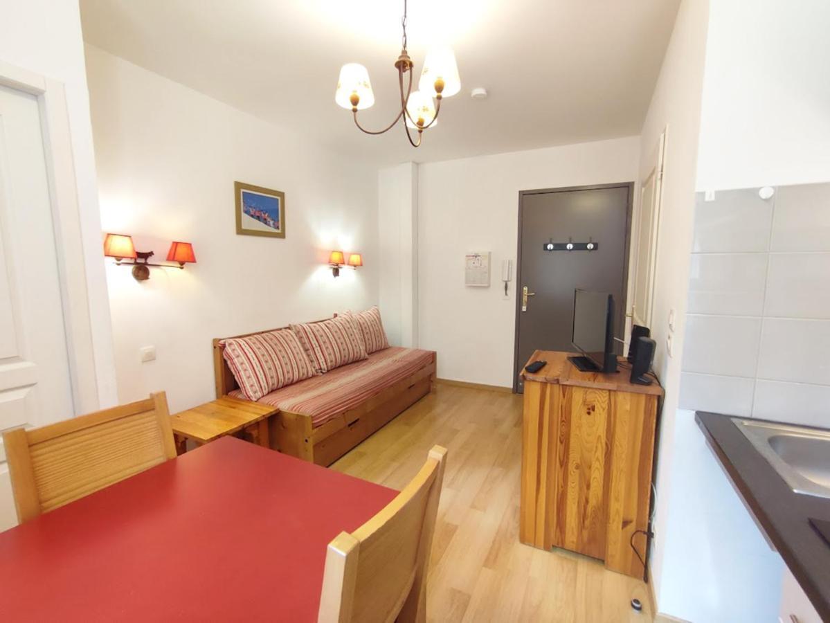 Pat 83, T2, Centre Luchon, Wifi, Casier A Skis, 4 Personnes Bagnères-de-Luchon Buitenkant foto