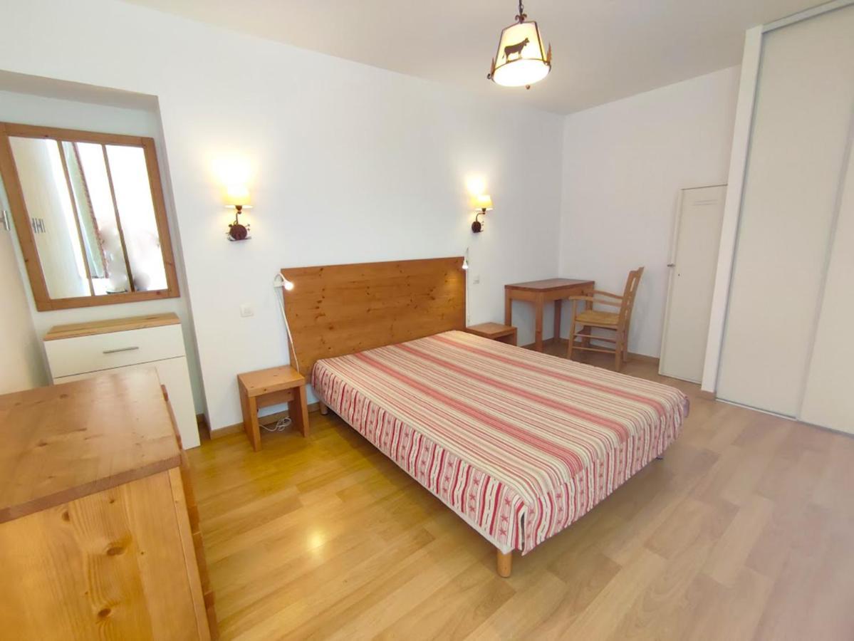Pat 83, T2, Centre Luchon, Wifi, Casier A Skis, 4 Personnes Bagnères-de-Luchon Buitenkant foto